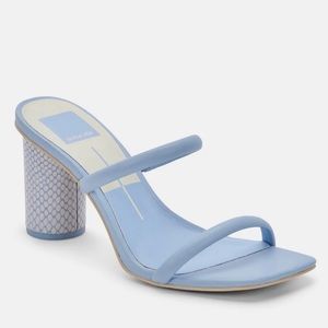 NWOT Dolce Vita Noles Heel in Blue 7.5